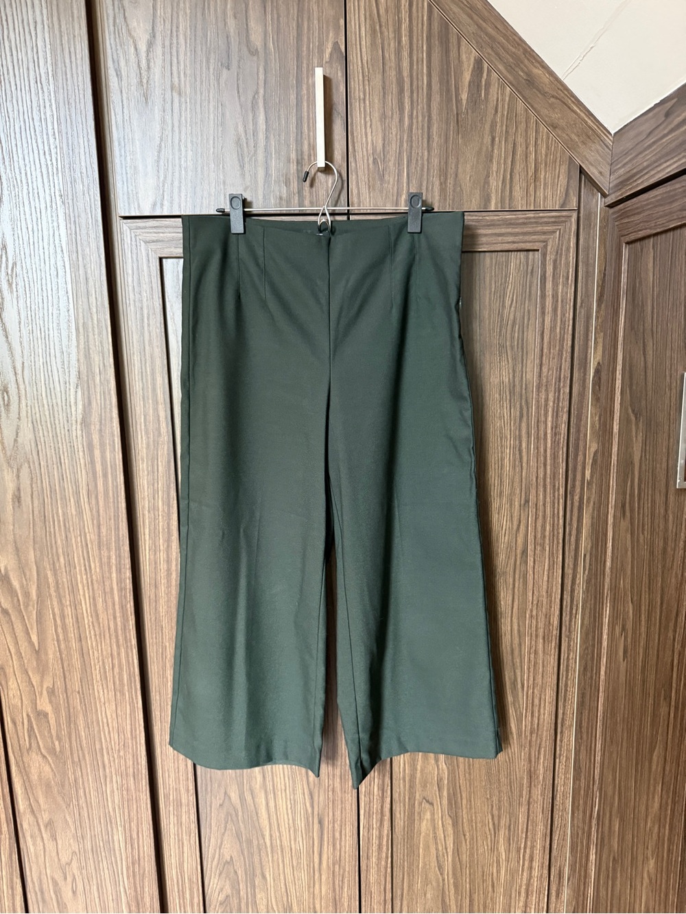LOFT Dark Green Wide-Leg Cropped Trousers